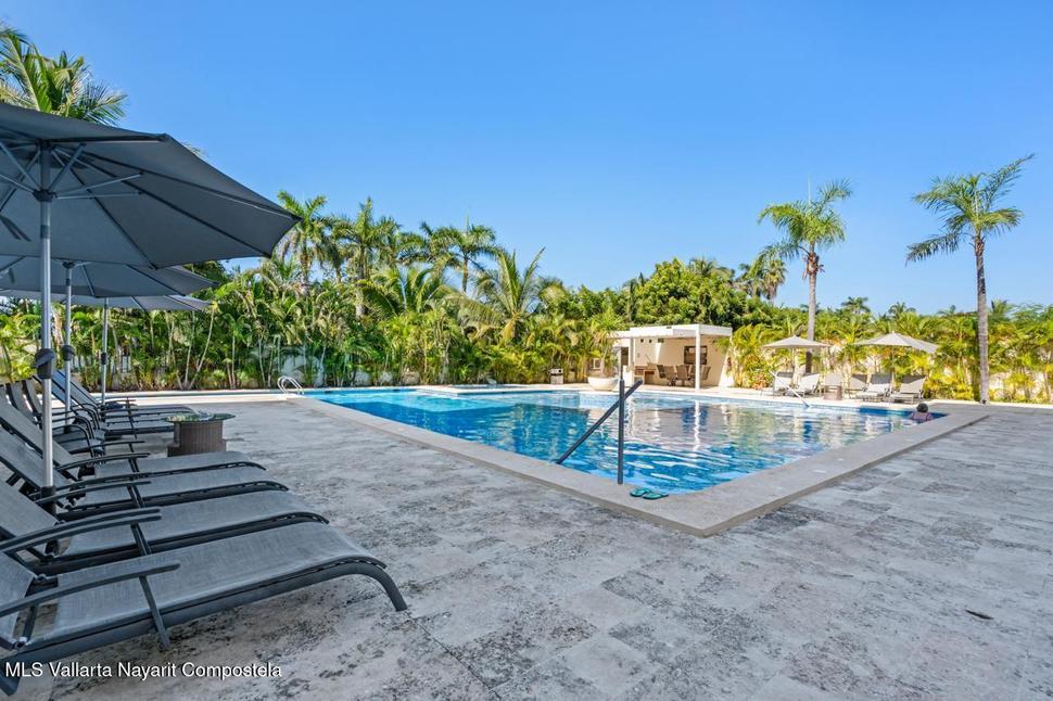 20251002143924607032000000 o