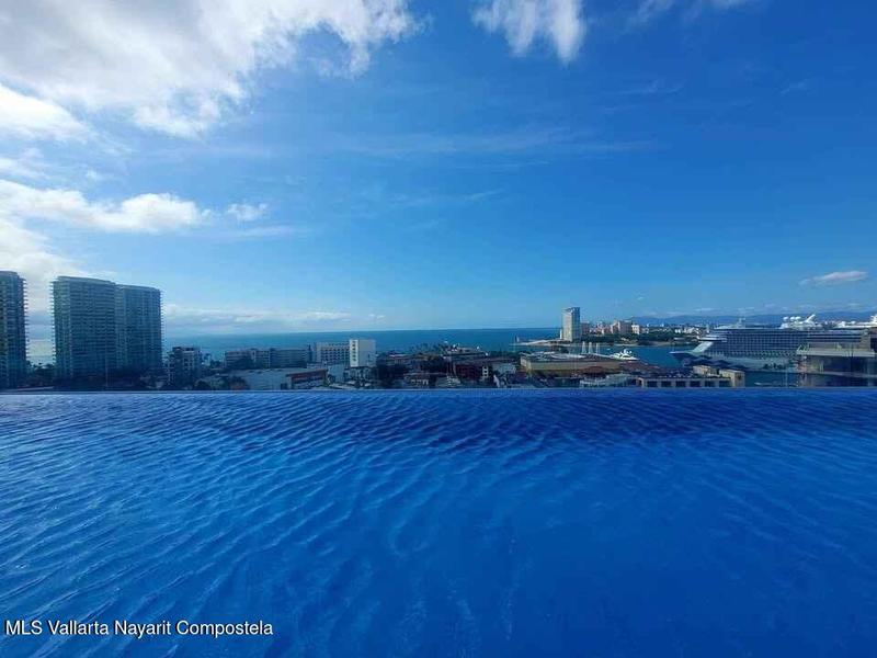 Condo Jade Zoho Skies T2 102