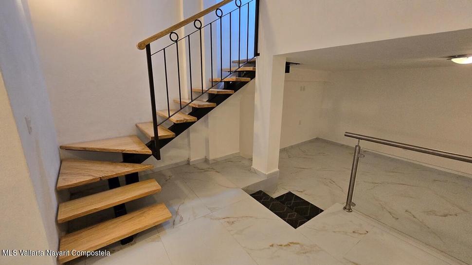 20251211223655964234000000 o