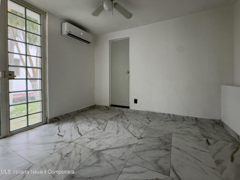 20251008195348837358000000 o