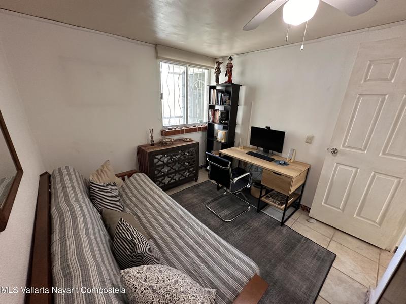 20251008182809074537000000 o