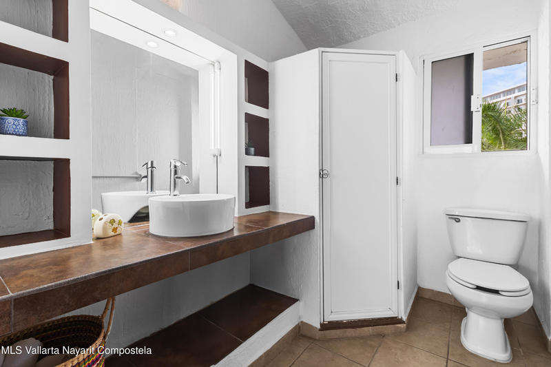 20250910225654702312000000 o