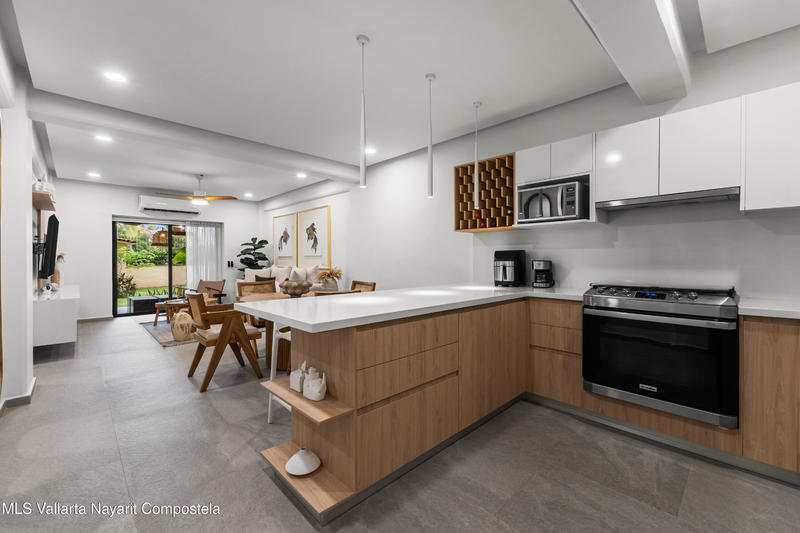 20251008231619684984000000 o