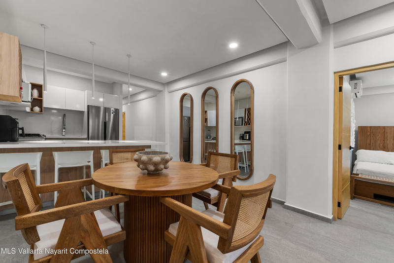 20251008231703833564000000 o