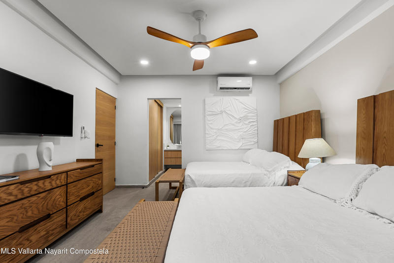 20251008232401520882000000 o