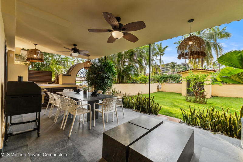 20251008235806792495000000 o