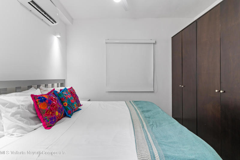 20251015212127664777000000 o