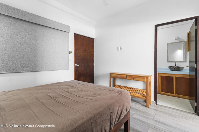 20251006231647266419000000 o