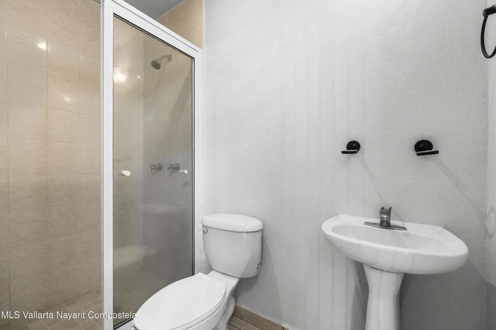 20251222180845915283000000 o