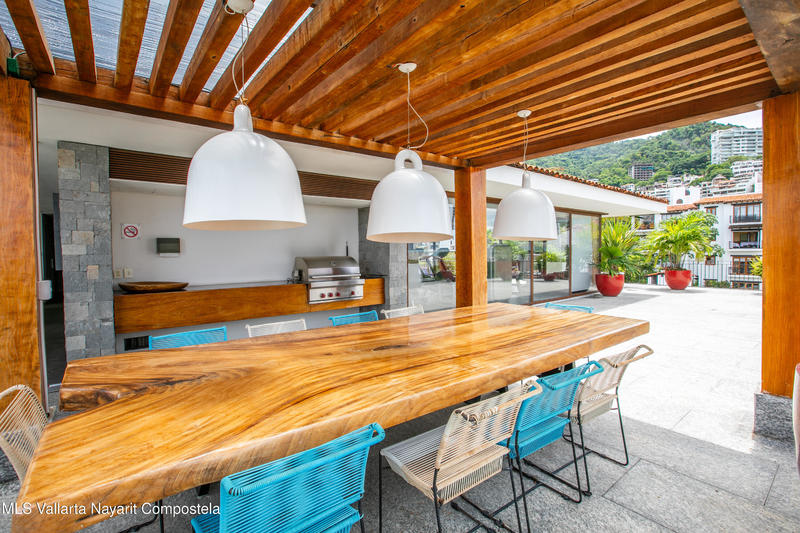 20250910200342985324000000 o