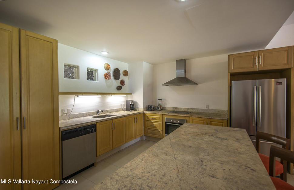 20251002020020686061000000 o