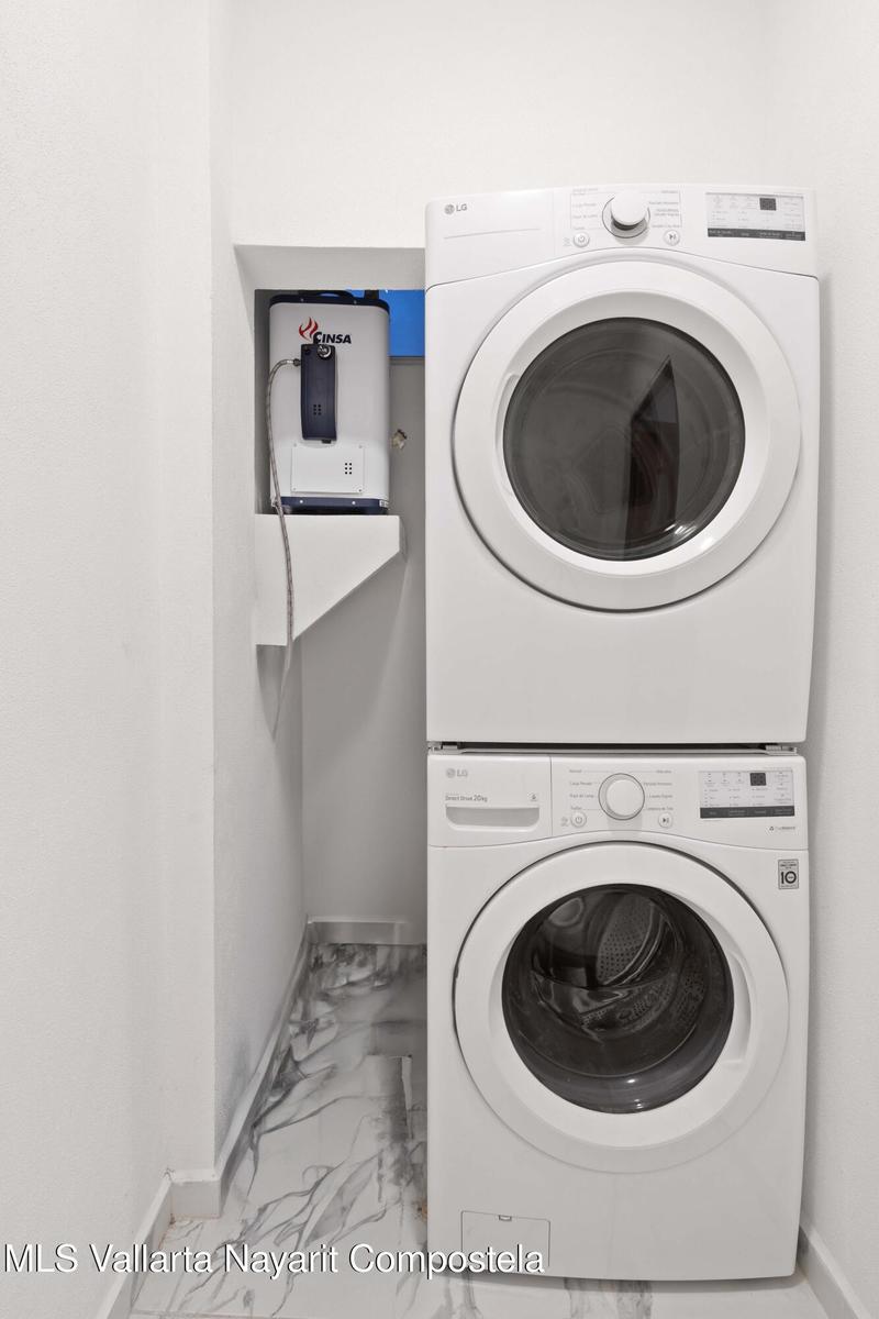 20251117203120432255000000 o