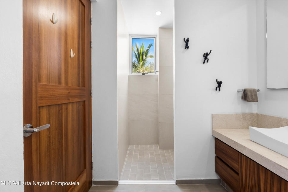 20260227183022647642000000 o