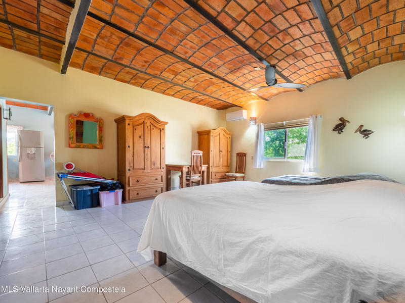 20251016124201673691000000 o