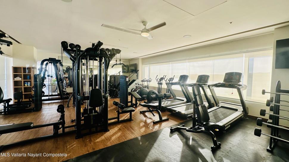 20251211193657598660000000 o