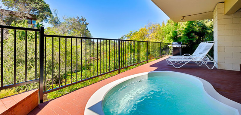 Cove Retreat Villa Rental