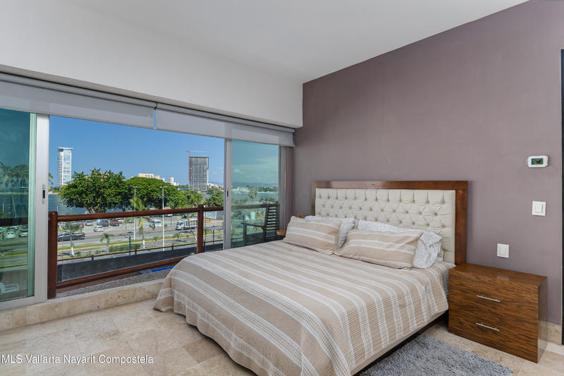 20250921205235724229000000 o