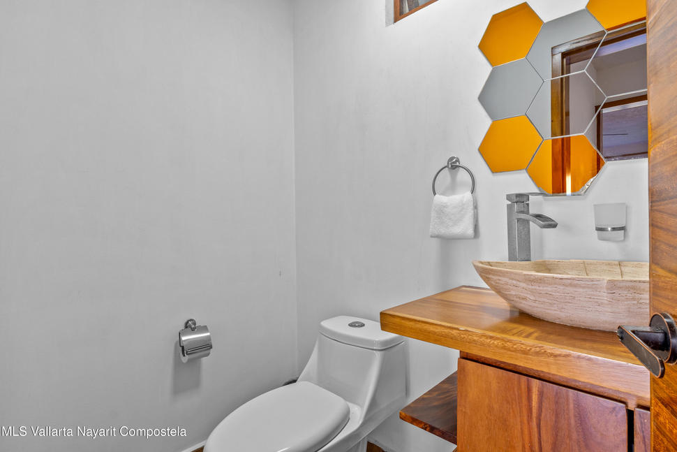 20251226215539948822000000 o