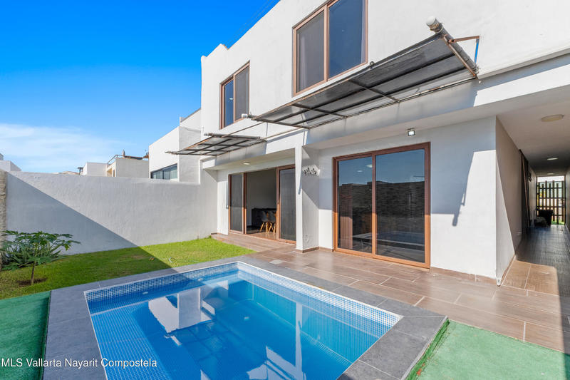 20251226215814791974000000 o