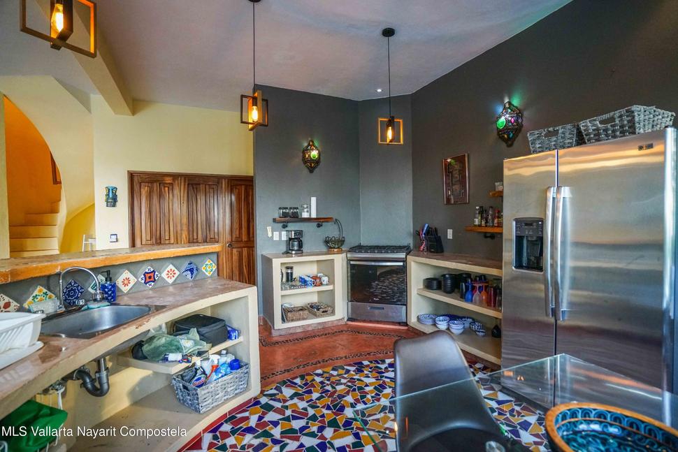 20251127005229690270000000 o