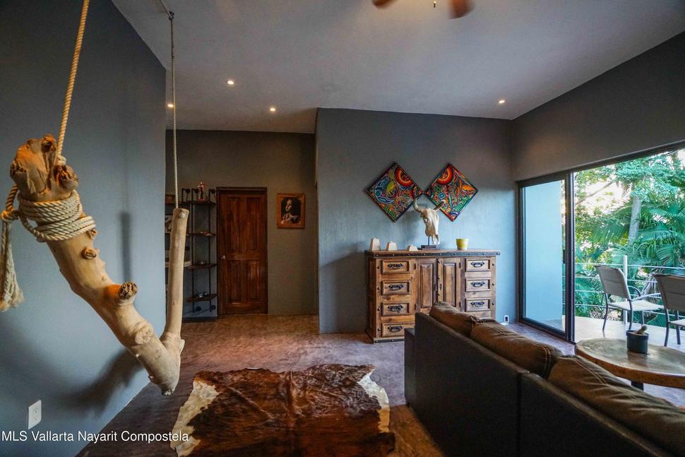 20251127005918841826000000 o