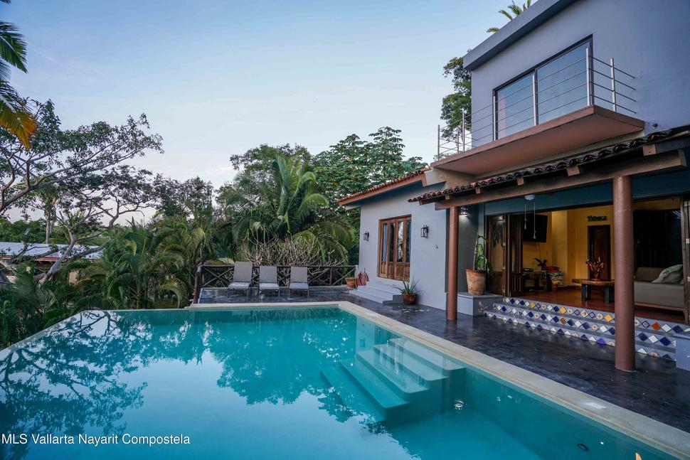 20251127010002486958000000 o