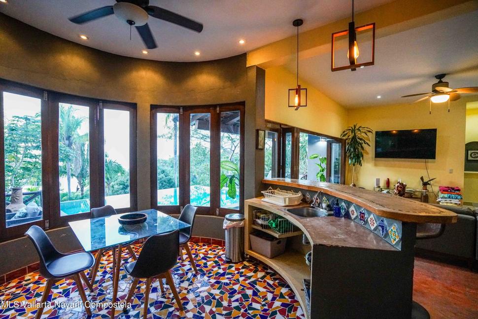 20251127010020284719000000 o