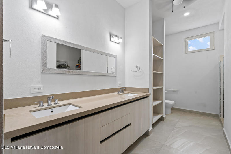 20250910211310718306000000 o