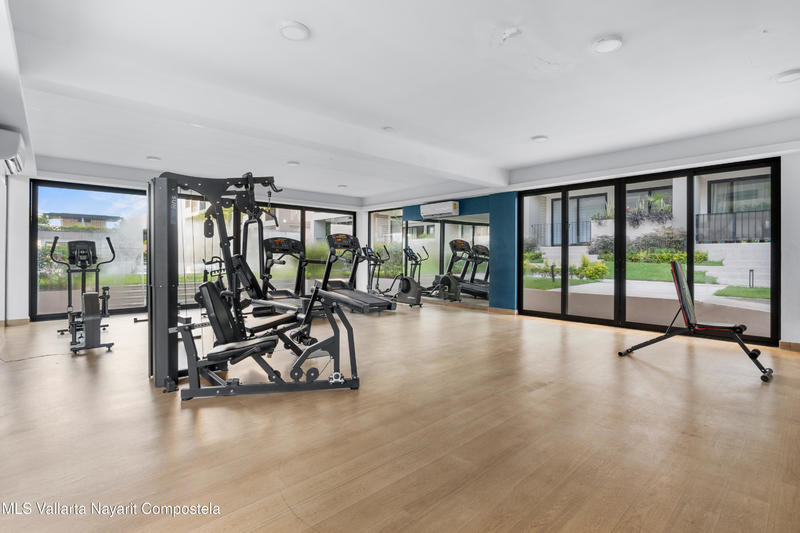 20251024223845368063000000 o