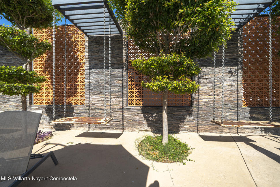 20251113050121853207000000 o