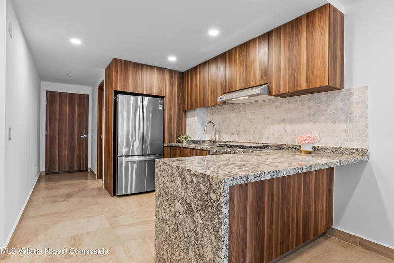 20251114003157376008000000 o