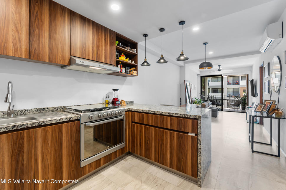 20251110235459369199000000 o