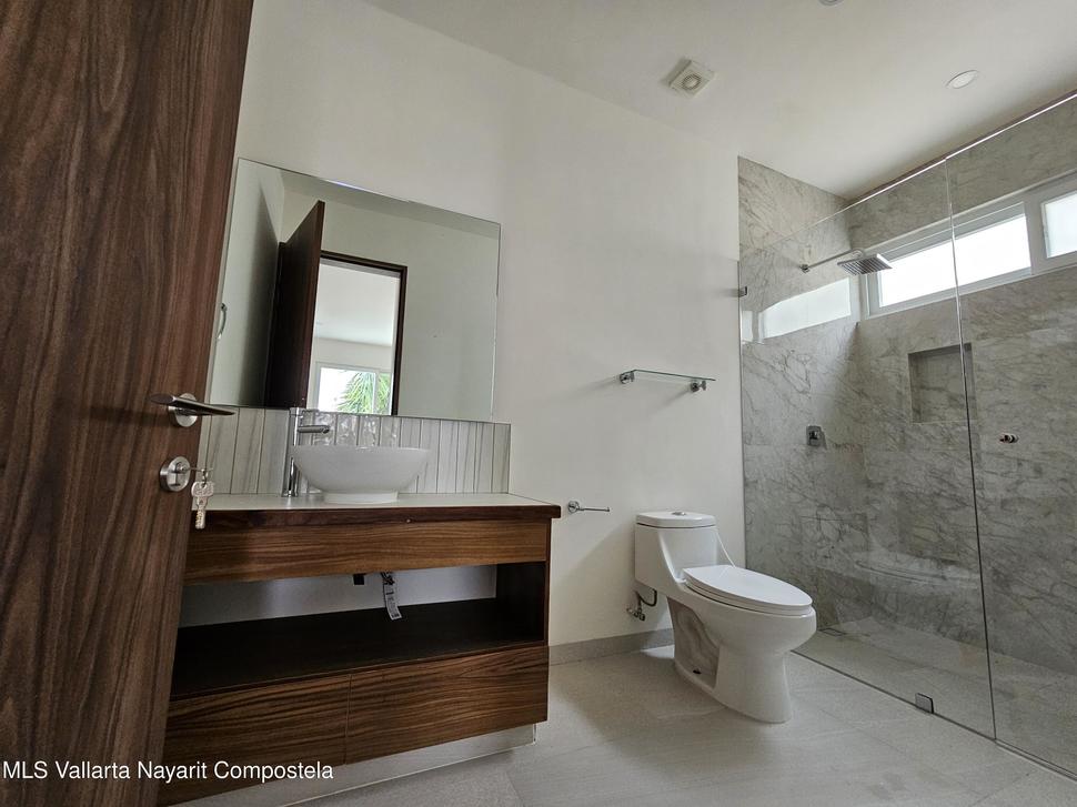 20251209192835363309000000 o