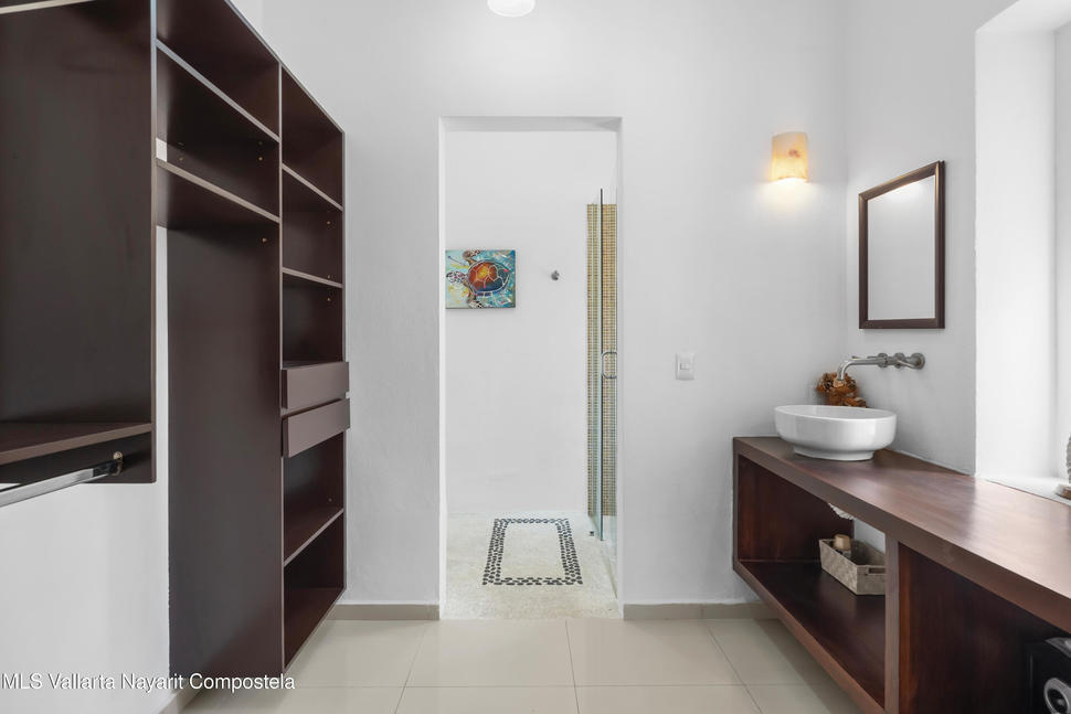 20260206233357565746000000 o