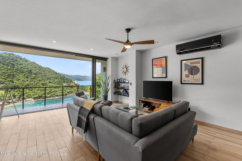 20250814171936347914000000 o