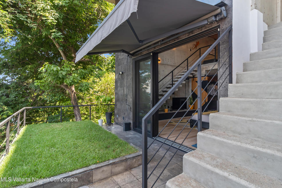 20250814205311604481000000 o