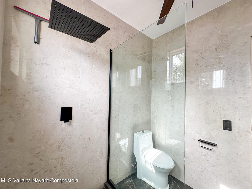 20260119182530202425000000 o