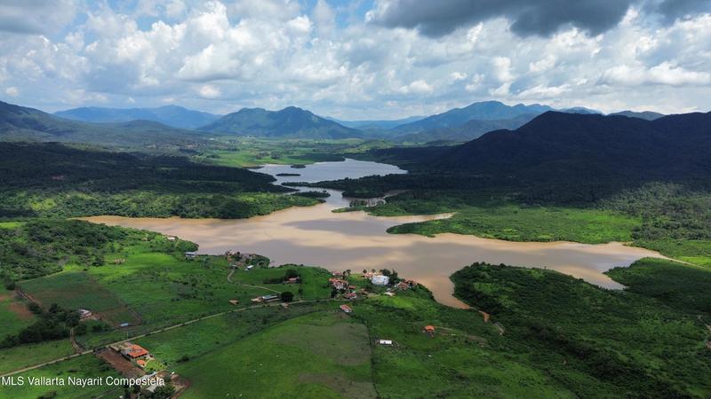 Fraccion 9 Poblado De La Providencia, Predio En Presa Los Corinchis, Sierra Madre Jalisco, Ja