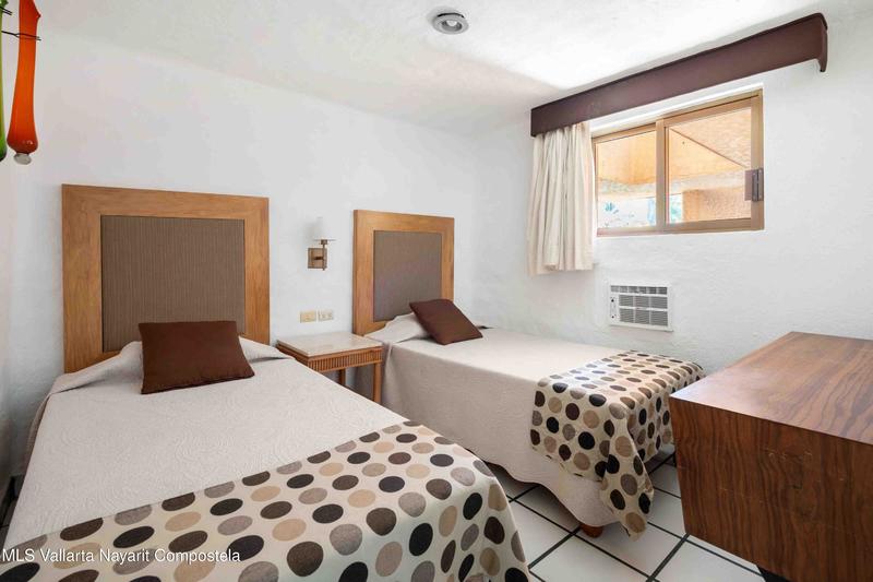 20251016004509295958000000 o