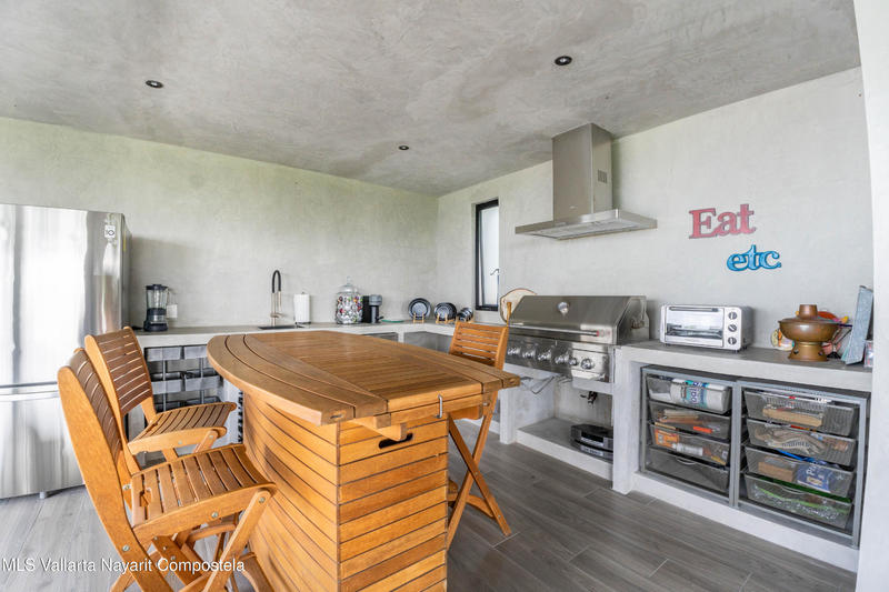 20251119184223519767000000 o