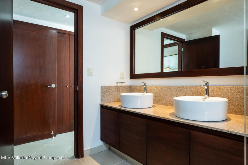 Grand Venetian 2501 T 1000 2501