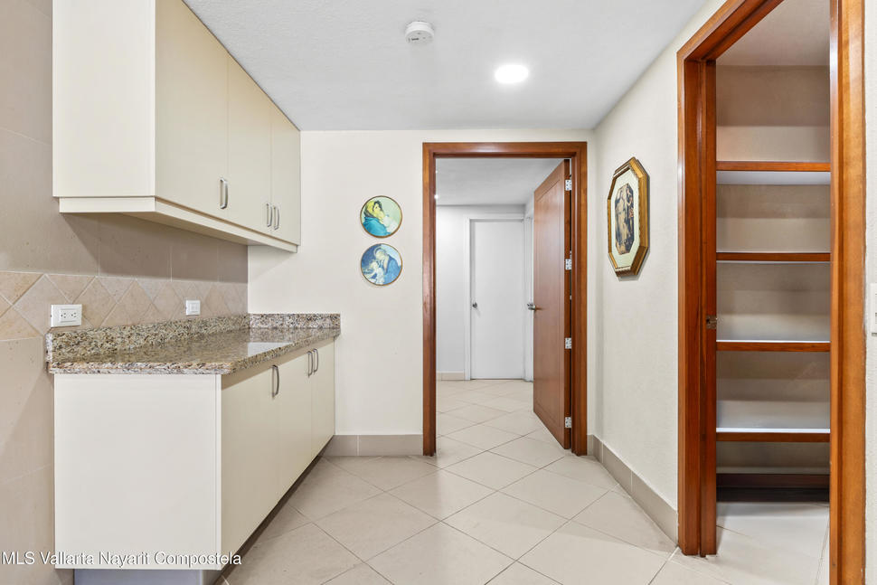 20260102211309936899000000 o