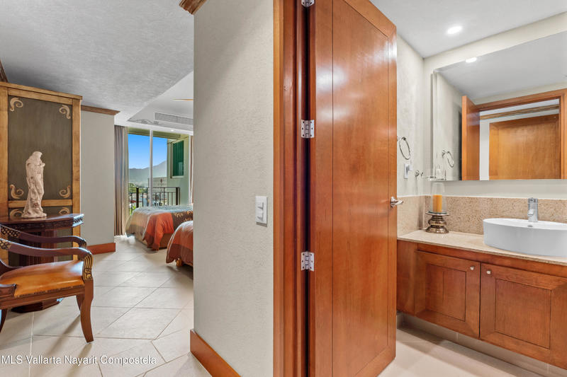 20260102211715185443000000 o