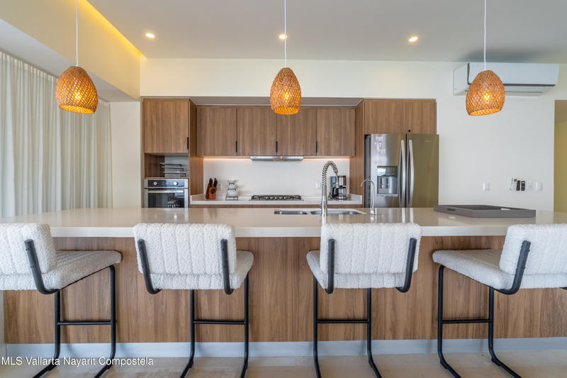 20251026181650736770000000 o