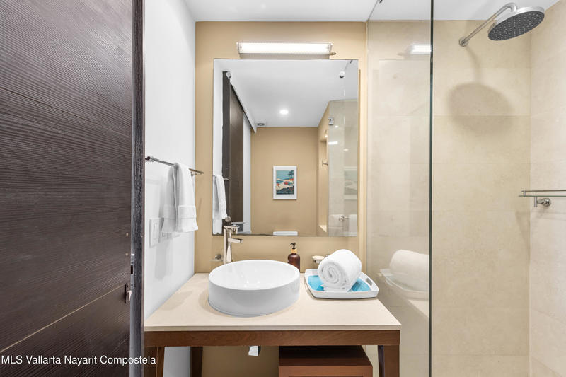 20251223171203168759000000 o