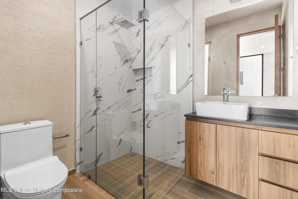 20251022223518624576000000 o