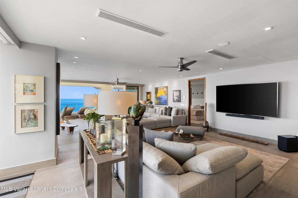 20250627224340904121000000 o