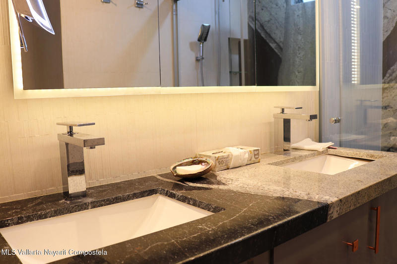 20251021215420989450000000 o