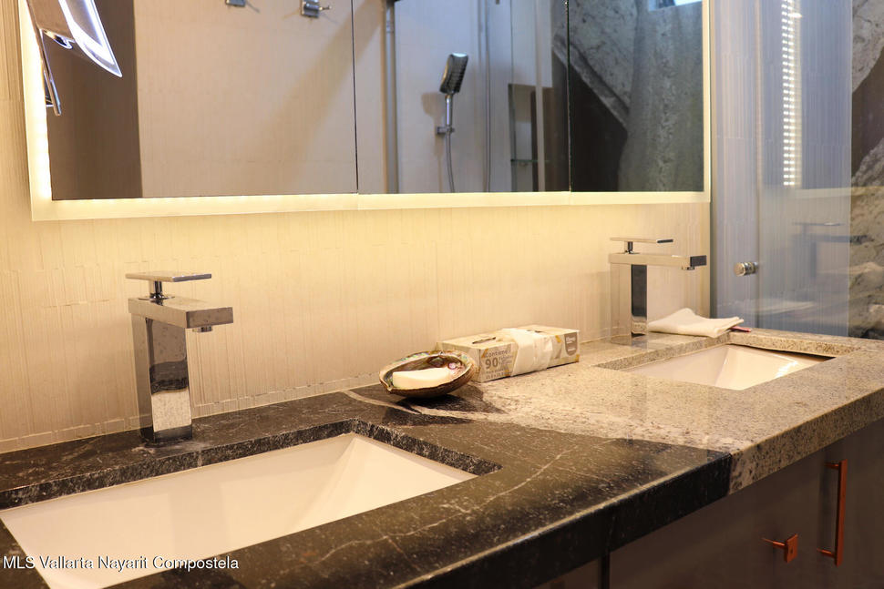 20251021215420989450000000 o