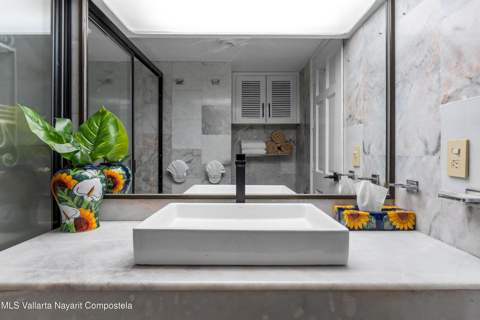 20260127195020270399000000 o